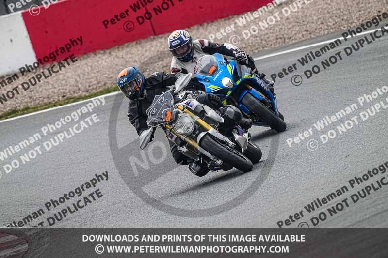 donington no limits trackday;donington park photographs;donington trackday photographs;no limits trackdays;peter wileman photography;trackday digital images;trackday photos